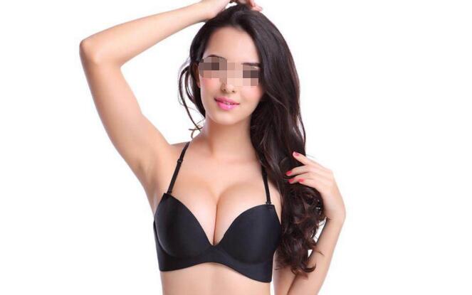 何錦泉下頜角整形效果如何？天才醫(yī)生的技藝讓人驚嘆！