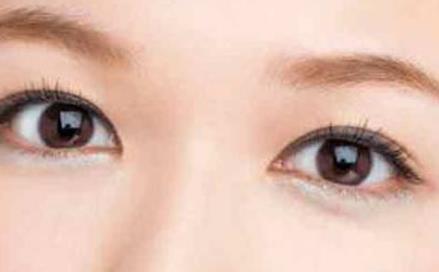 北京抽脂美容醫(yī)生排行TOP3+TOP5揭秘！鄭楚蓉、楊佳琦等療程大師評(píng)價(jià)！附價(jià)格參考