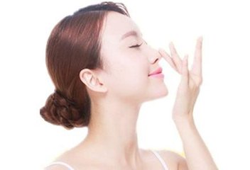 李曉東醫(yī)生提供的PST面部提升項目，價格透明且詳細