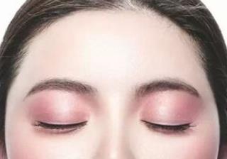 泛美泓涵醫(yī)療美容鄧洪軍豐胸經(jīng)驗分享