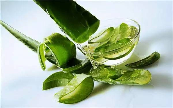 杭州時(shí)光黃良飛醫(yī)生眼睛整形技術(shù)及風(fēng)格解析，雙眼皮專家等你來品鑒